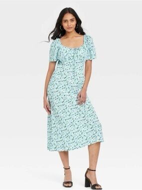 Light Blue Floral Midi Dress with Puff Sleeves size XL
